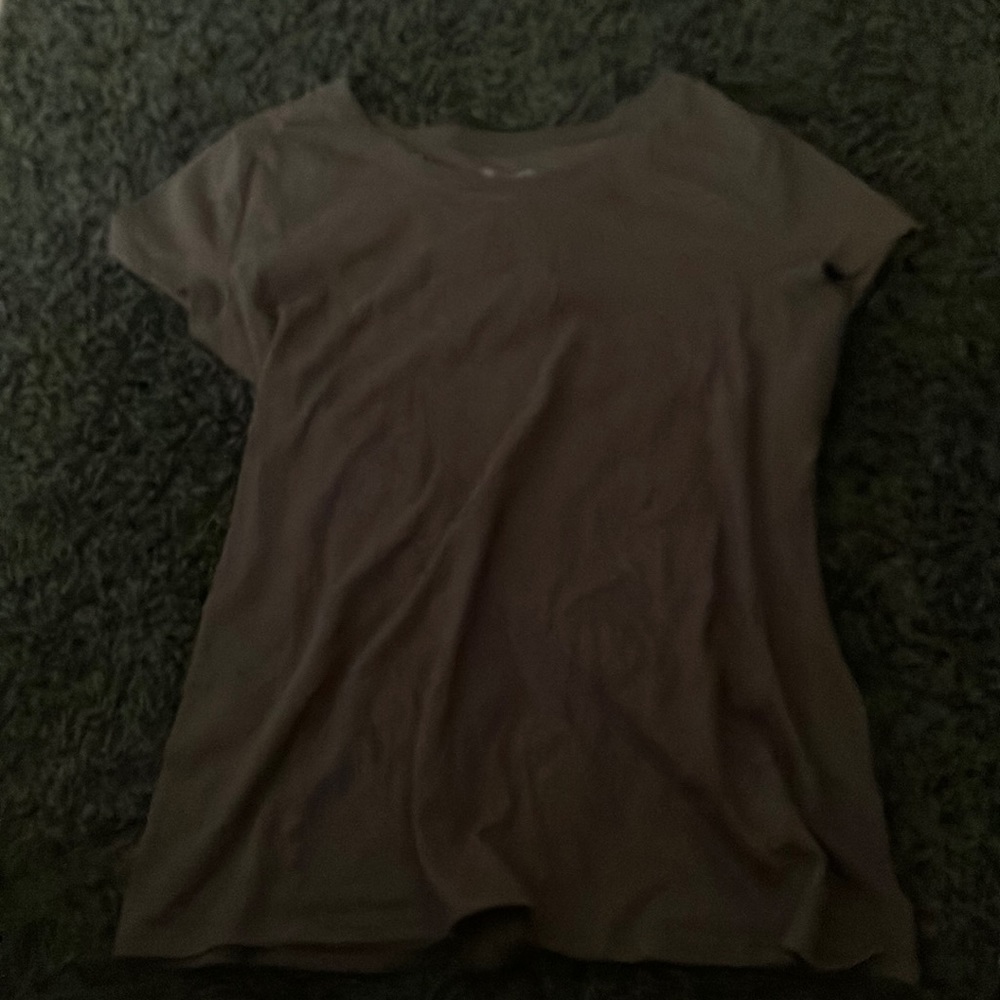Black t shirt